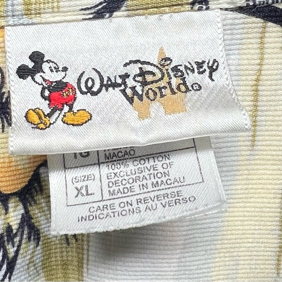 Walt Disney World Button Up Shirt Men XL Hawaiian Tropical Palm Trees Beach Boat - Picture 4 of 7